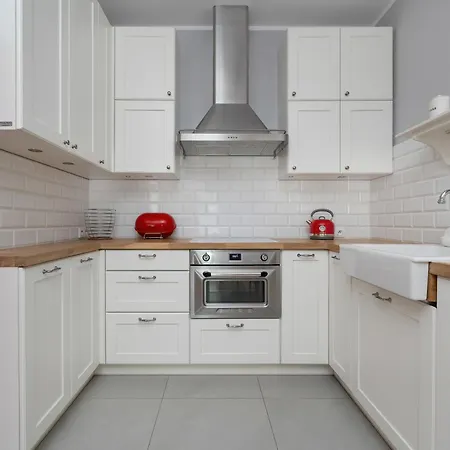 Daire The Big Apple In With Parking By Renters